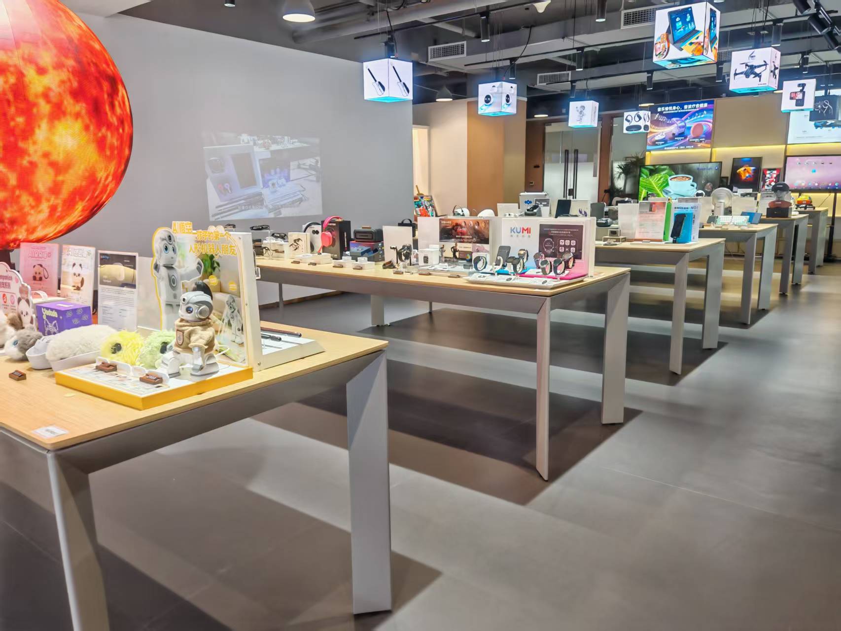 Product display aisle with smart devices inside the showroom